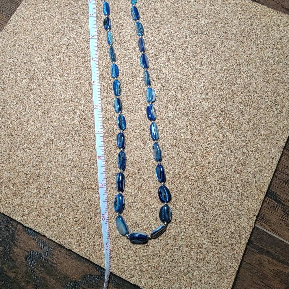 Elegant Blue Beaded Necklace